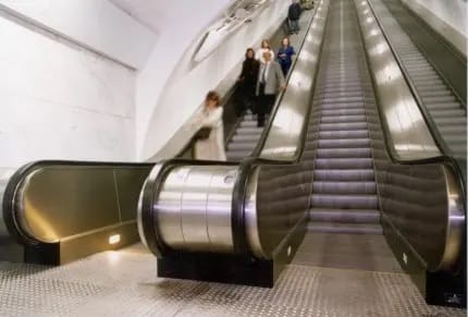 TKE INSTALA LA ESCALERA MECÁNICA MÁS LARGA DEL MUNDO